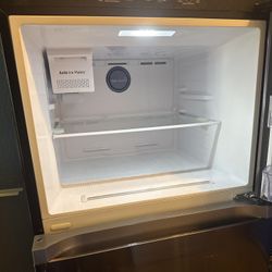 Refrigerator For Sale 
