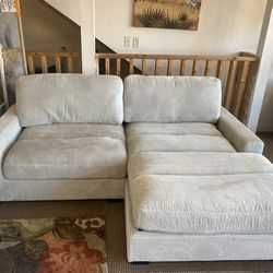 2PC SECTIONAL WITH CHAISE LOUNGE