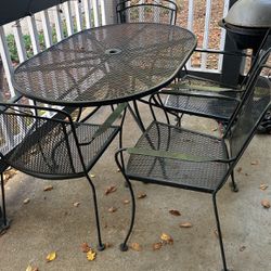 Cast Iron Table With 4 Chairs
