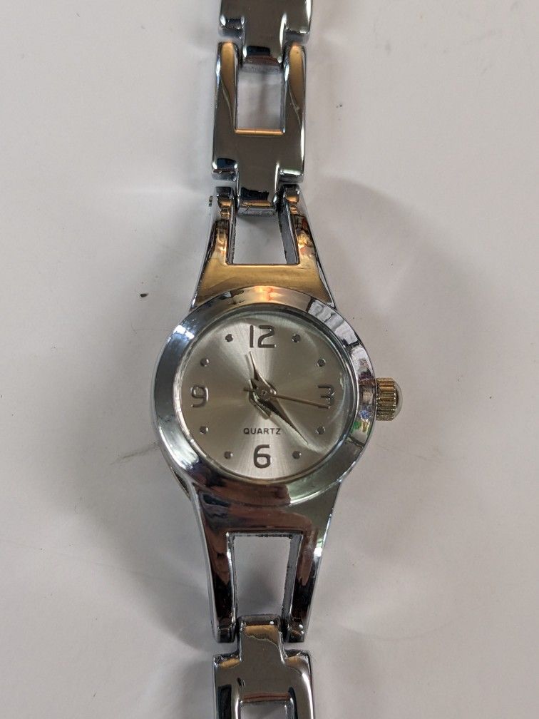 Quartz Ladies Watch