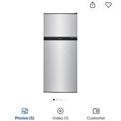 Frigidaire 4.5 CU Ft Mini Fridge -Silver