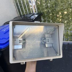 Free Large Outdoor Spot Light