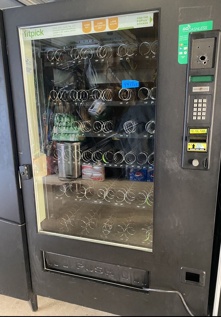 AP 6500 Ultraflex Cold Food Vending machine