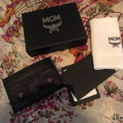 Auth Mcm Sm wallet /https://offerup.com/redirect/?o=Y2FyZC5OZXc= W/tag