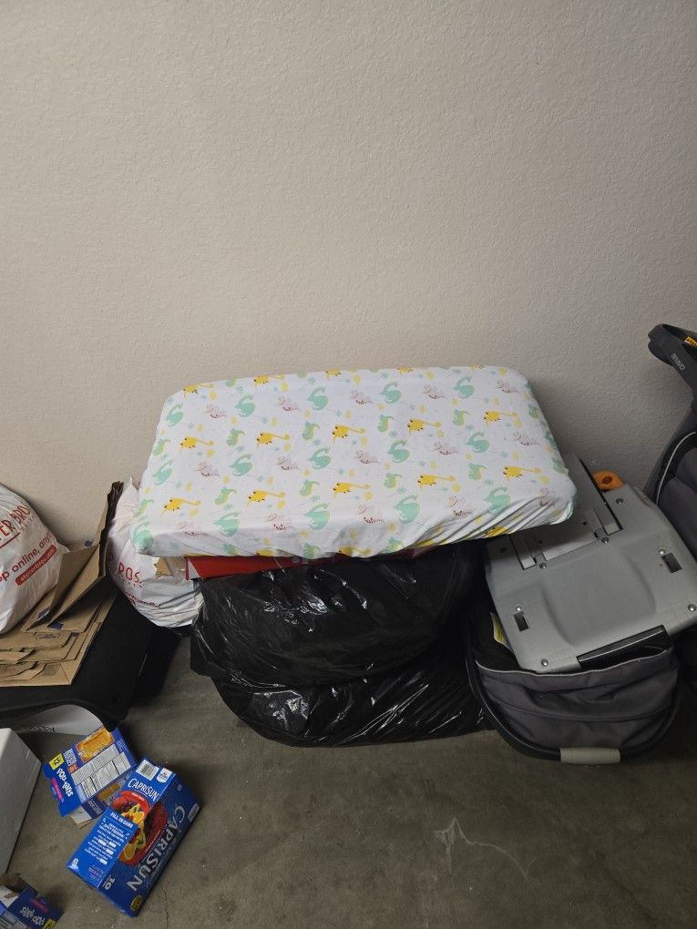 Changing Table Pad And Sheets