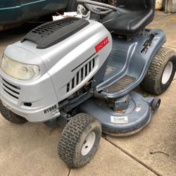 Huskee riding mower 42 inch cut
