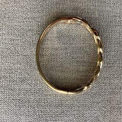 Beautiful Vintage Gold Tone Twisted Wire Bracelet with Clear Faceted Crystal Beads Insert