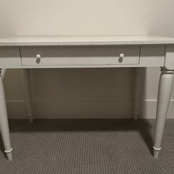 Beautiful Contemporary White Pottery Barn Desk- $100 OBO