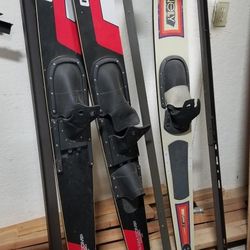 $30 Waterskis 1 Double Set, 1 Single