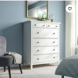 Ikea Hemnes 6 drawer dresser white & golden knobs