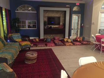 Hanna night or event decor