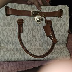 Micheal Kors Handbag