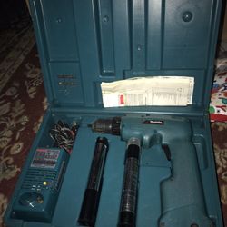 Makita Cordless Drill 