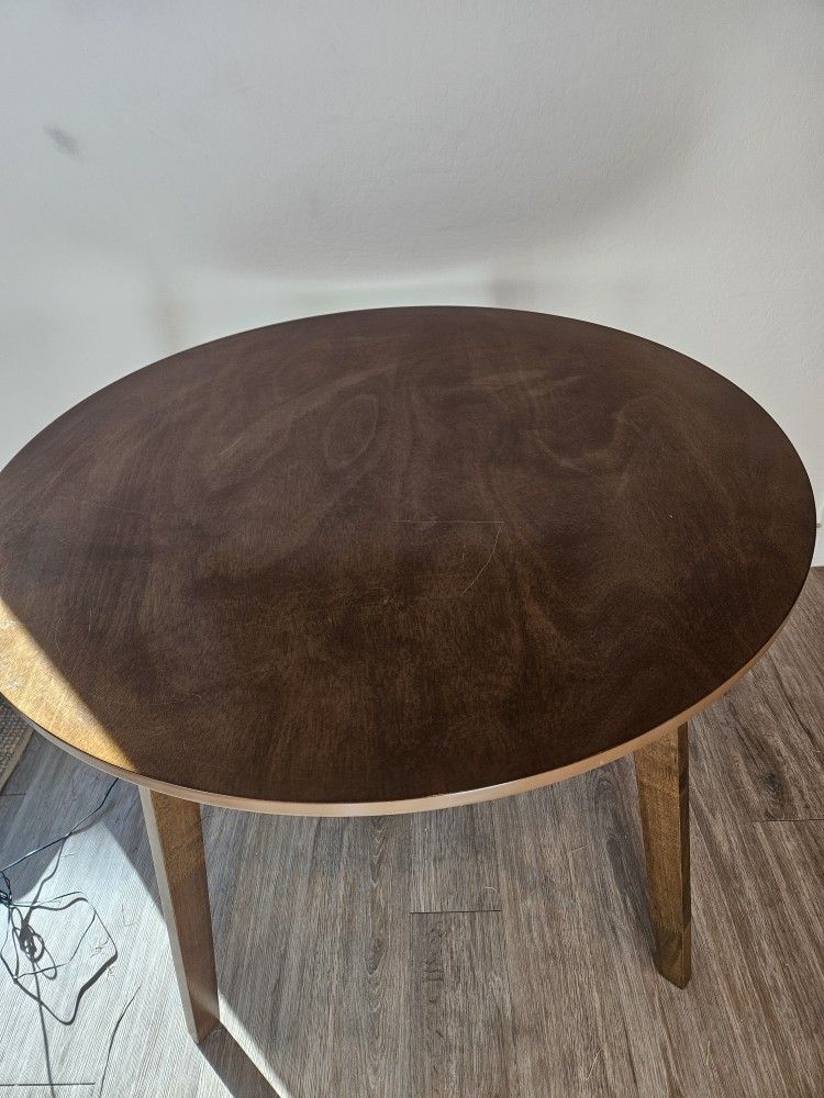 Round Dining Table