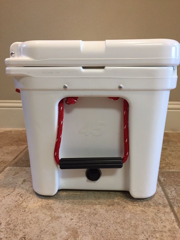 NEW SOLD OUT RED YETI Tundra Cooler Rope, Handles, Latches & STICKER