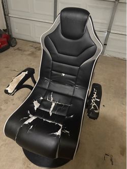 Gaming chair