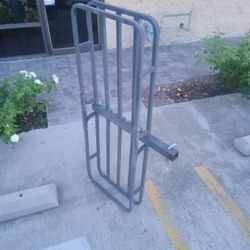 Hitch cargo carrier
