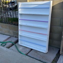 Free Bookshelf 