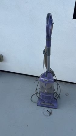 Shark Upright Vacuum Cleaner