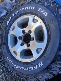 BFGoodrich Nissan Rims&Tires 30x9.50R15LT
