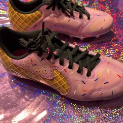 Nike Ice Cream Cleats size 5Y