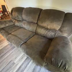 Recliner couches