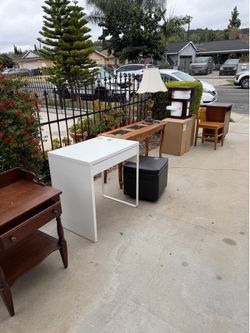 YARD SALE TODAY SUNDAY 6/28