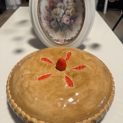 Strawberry Pie Dish 