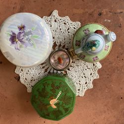 Four Vintage Trinket Boxes And A Doily 
