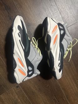 yeezys