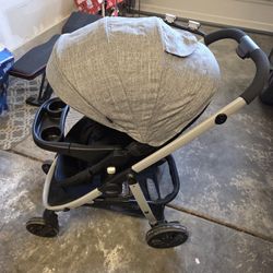 Graco Modes Pramette Travel System, 3-in1 Modular Carseat Stroller Combo, Infant Car Seat Carrier to Toddler Stroller, Includes the SnugRide 35 Car Se