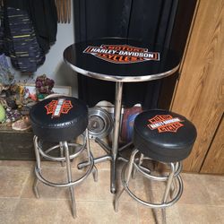Harley Davidson Leather Bar Stools And Table
