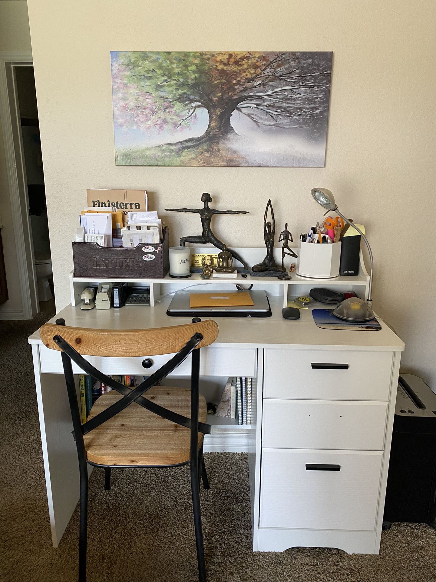 Desk NEW!