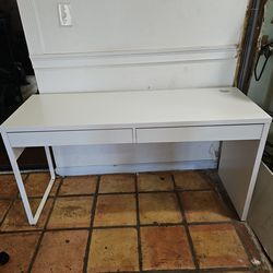 Ikea white desk
