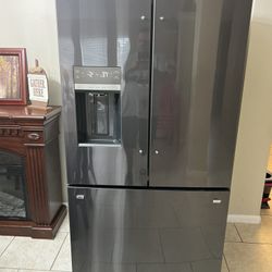 Frigidaire French Door Refrigerator 