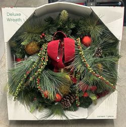 Deluxe 30-Inch Holiday Wreath Christmas