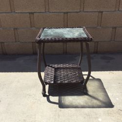 Small Wicker/Rattan Table
