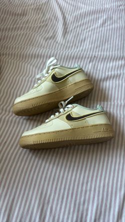 Nike boys size 2y