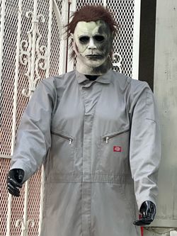 Life-Size Michael Myers Halloween Prop – Full Setup (Mask, Dickies Overalls, & Mannequin)