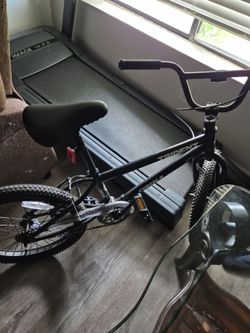 Cubsala 20 Inch BMX Race Bike Trident Bicycles Beginner-Level to Advanced Riders with 2 Pegs, Black
