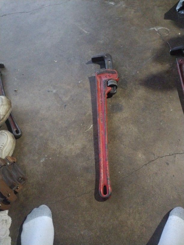 24-in Richard Pipe Wrench