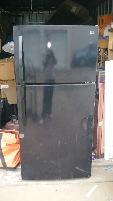 Kenmore 24 cubic ft. Refridgerator. Model number 795.68039.210. Mfg. Date 06.2013. Still under warrantee