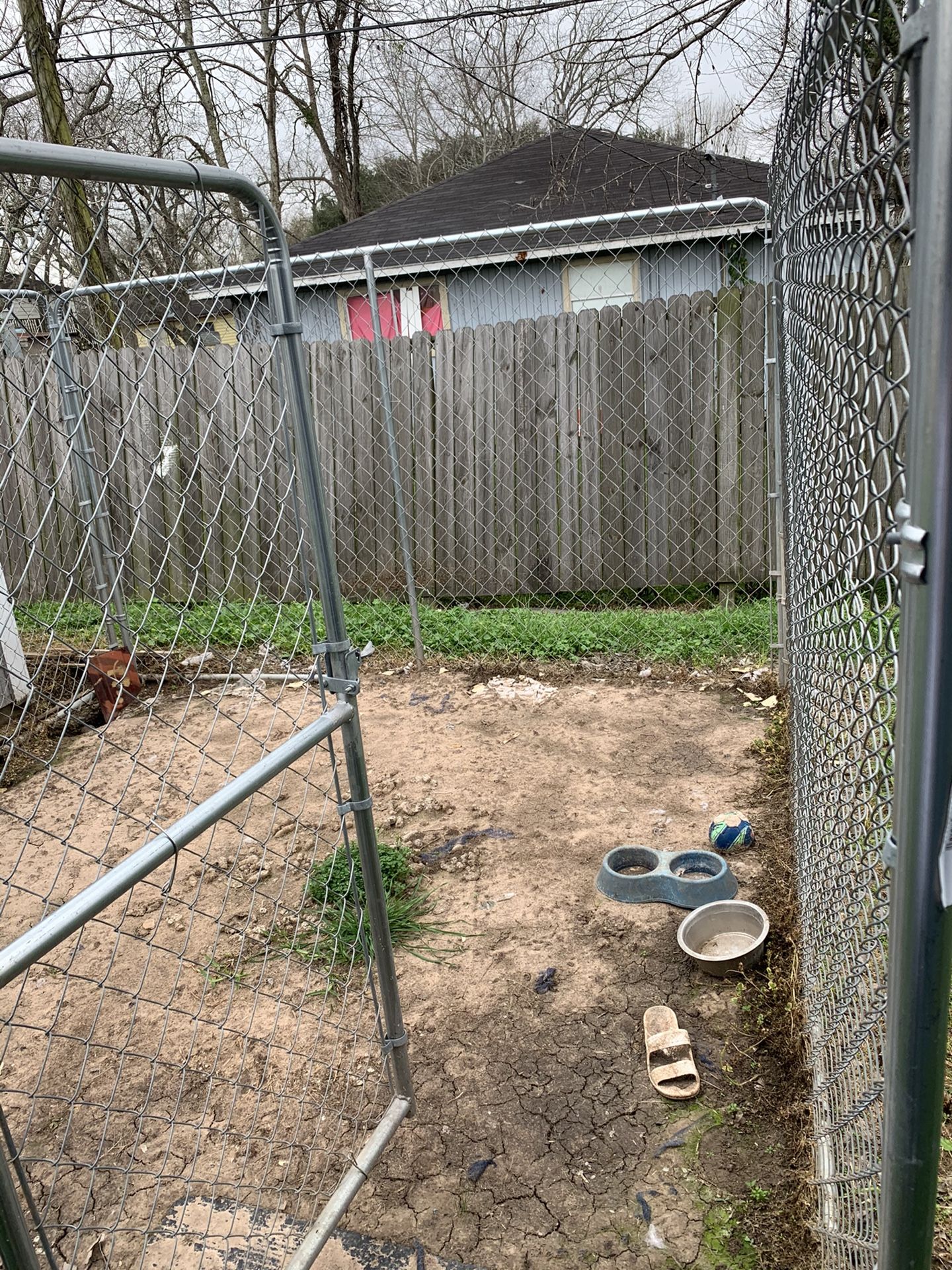 Pet Sentinel 10ft L x 10ft W x 10 ft H Preassembled Kit Pet Kennel