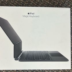 (NEW) Ipad, Magic Keyboard 
