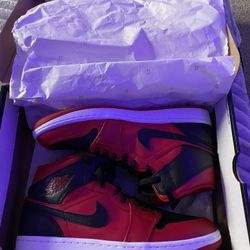 Jordan 1 Mid Reverse Bred (2021)