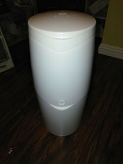 Genie Diaper pail