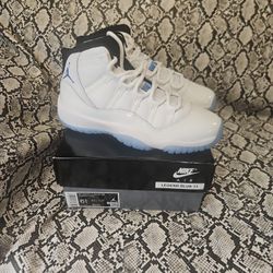 New Air Jordan 11 Retro GS ‘Legend Blue/Columbia’ 6.5Y 