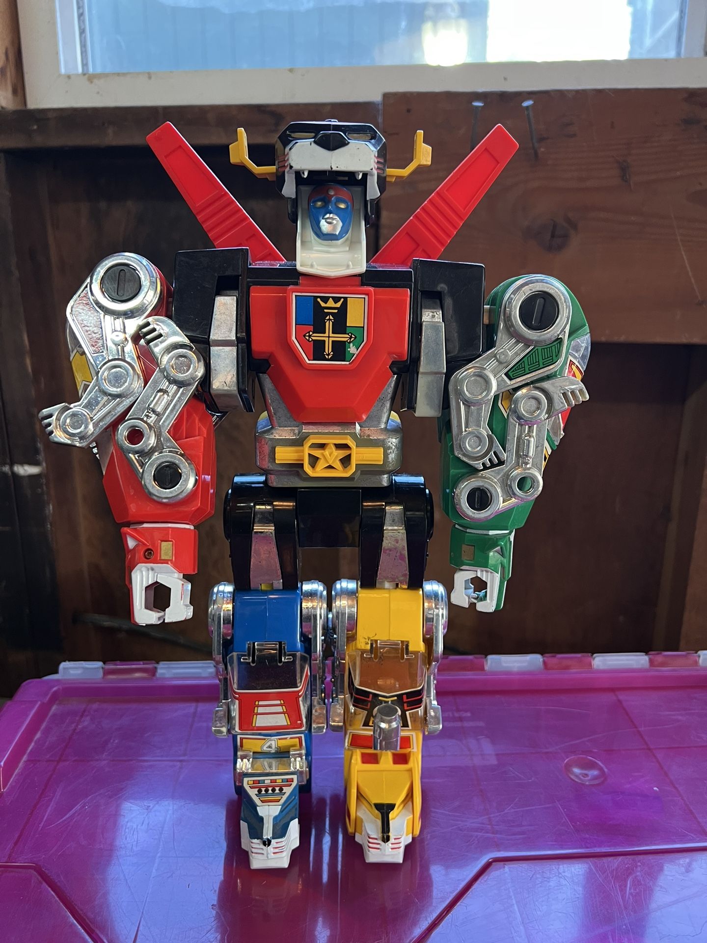 Voltron Vintage Panosh Place