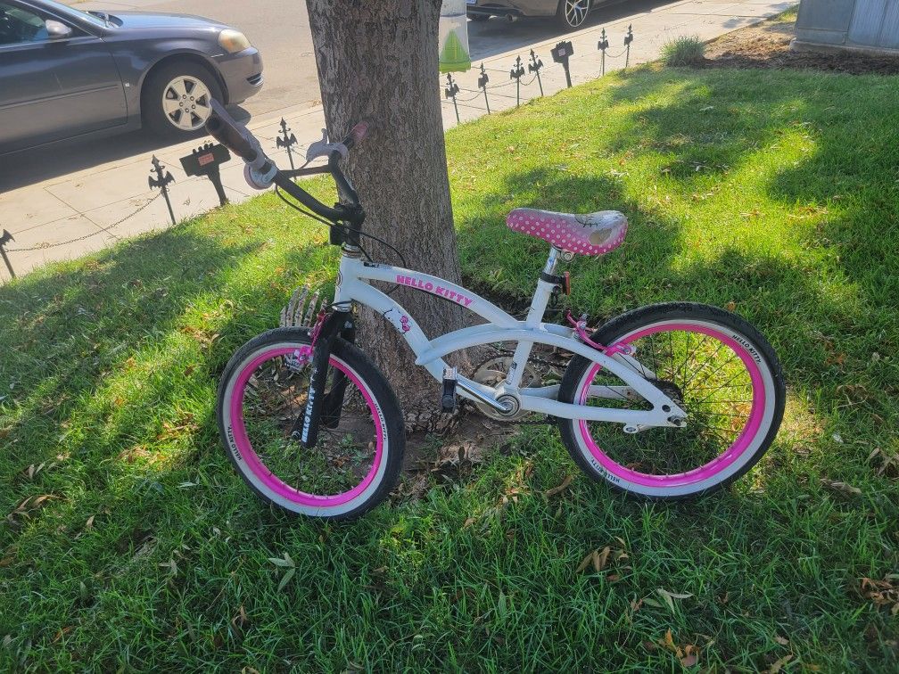 18in hello kitty bike
