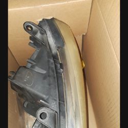 05 Toyota highlander Headlights